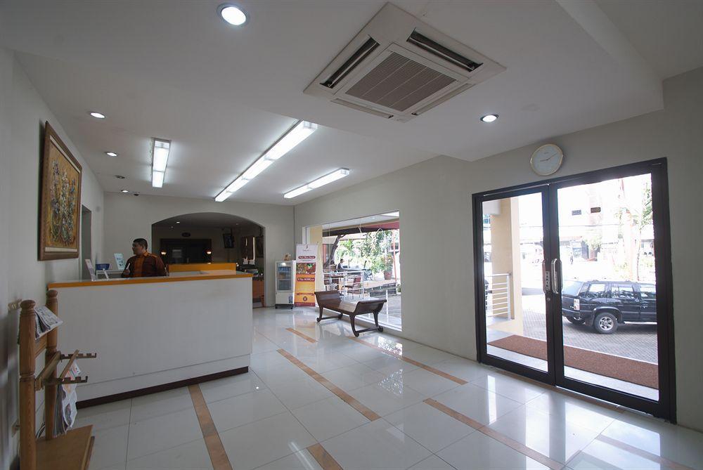 Sofyan Hotel Soepomo Jakarta Luaran gambar
