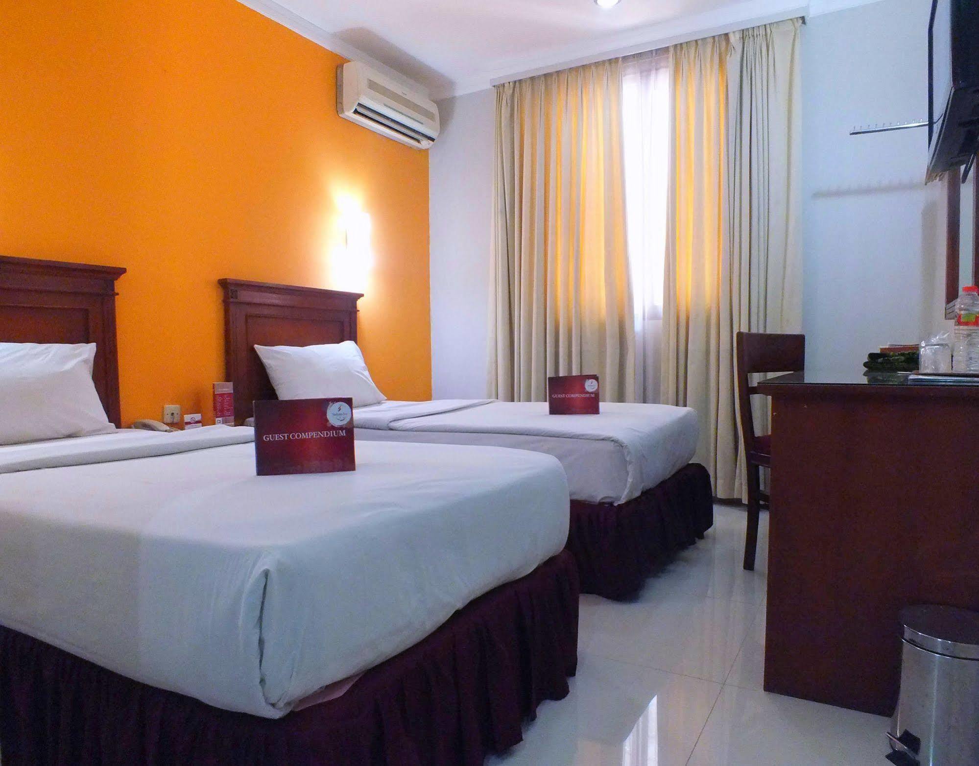 Sofyan Hotel Soepomo Jakarta Luaran gambar
