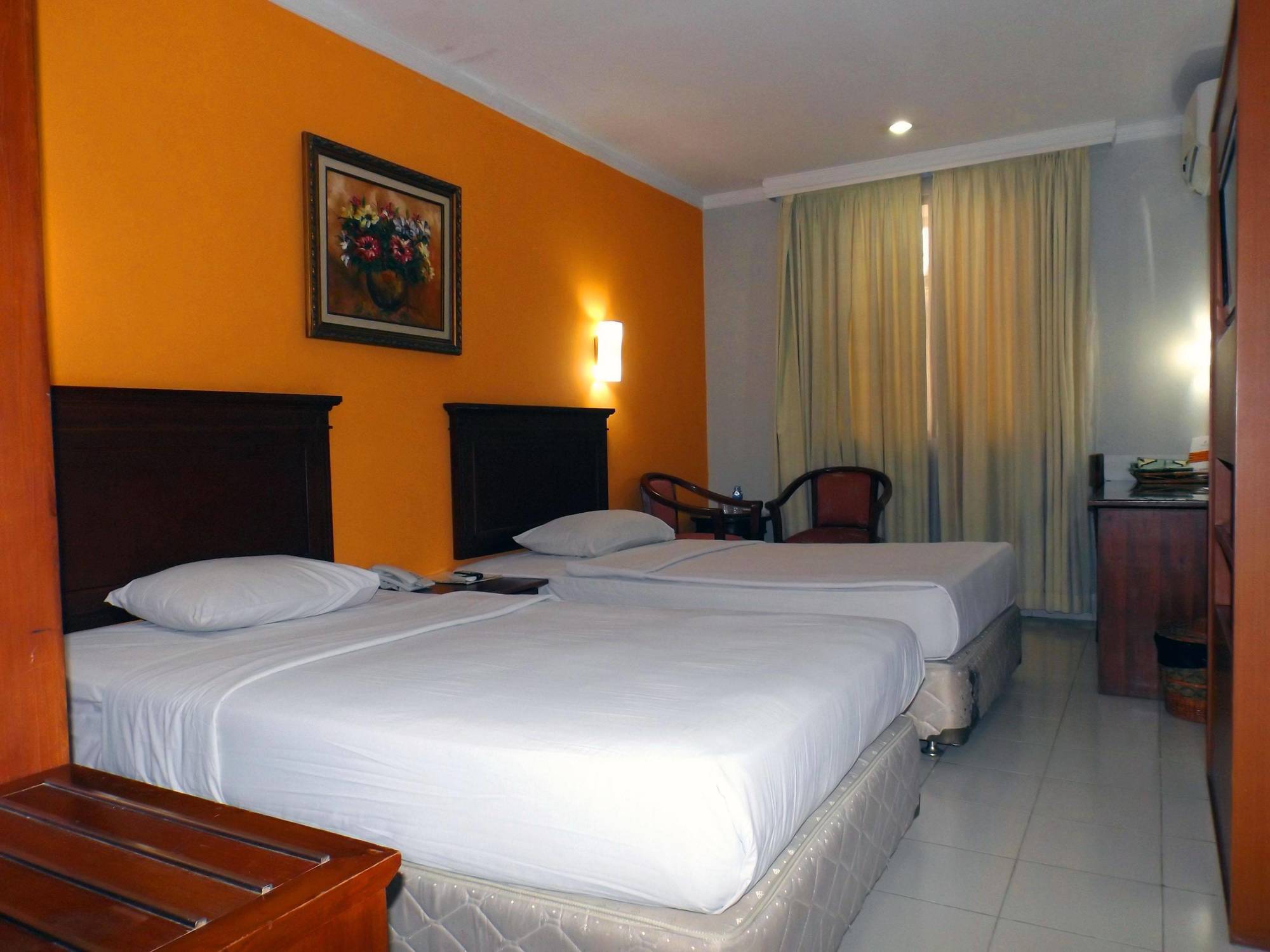 Sofyan Hotel Soepomo Jakarta Luaran gambar