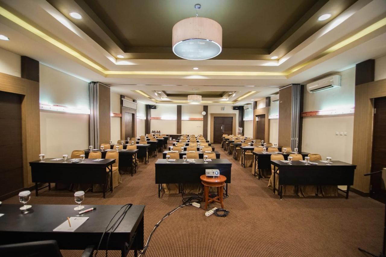 Sofyan Hotel Soepomo Jakarta Luaran gambar