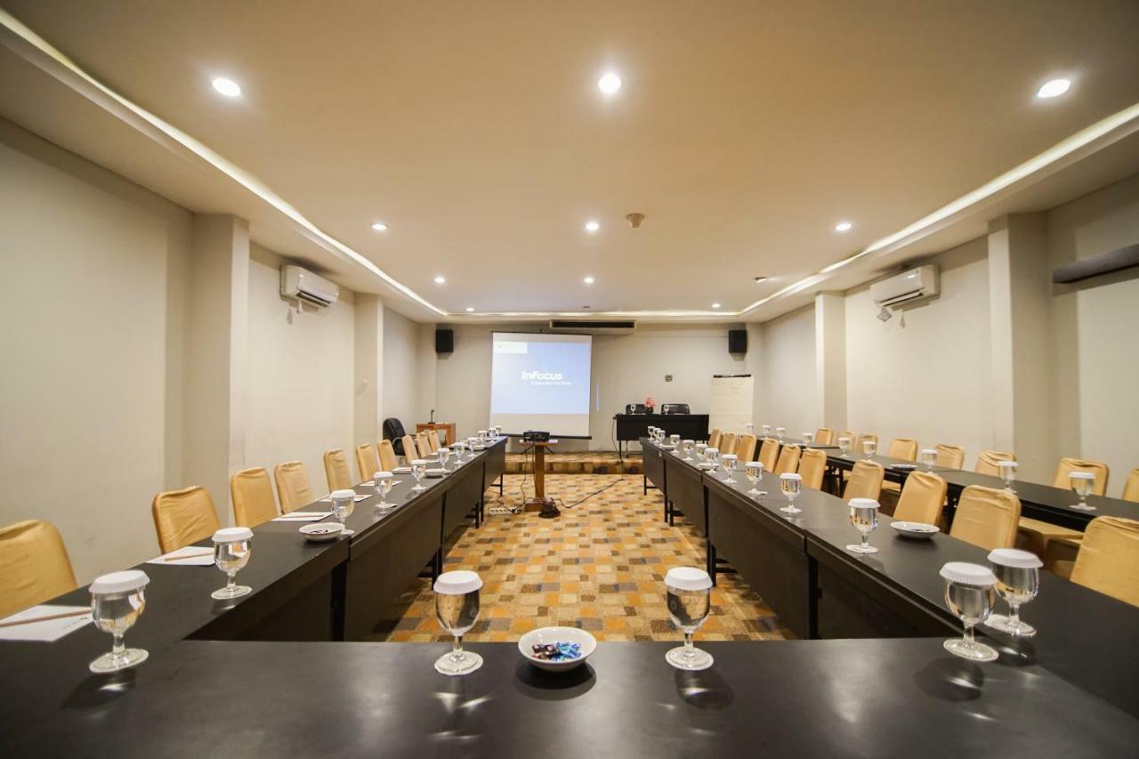 Sofyan Hotel Soepomo Jakarta Luaran gambar